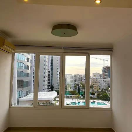 Sunny 2 Bdr Near The Sea Platform 357 *