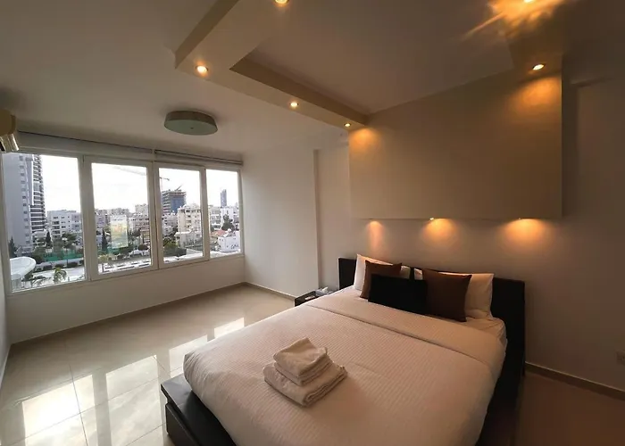 Sunny 2 Bdr Near The Sea Platform 357 *