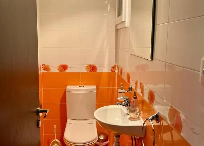 Sunny 2 Bdr Near The Sea Platform 357