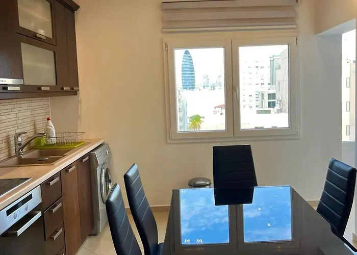 Daire Sunny 2 Bdr Near The Sea Platform 357 Limasol